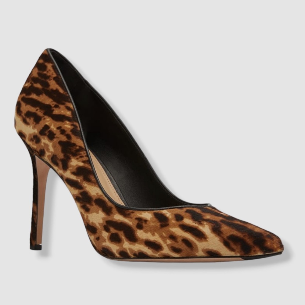 NWOB Veronica Beard  Lisa Genuine Calf Hair Pump